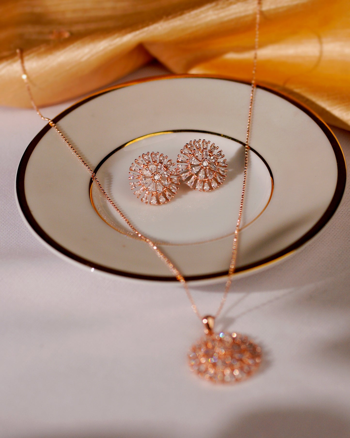 Stellar Swirl Pendant Set