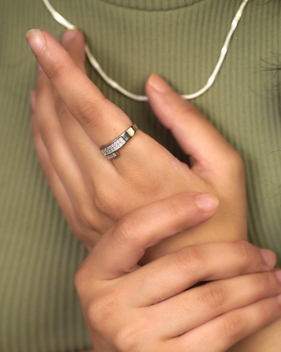 Twin Brilliance Band