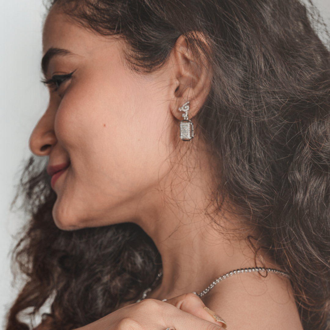 Sculpted Square Glow Necklace Set