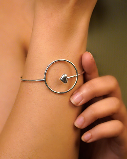 Heart Halo Bracelet