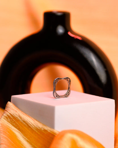 Elysian Curve Ring
