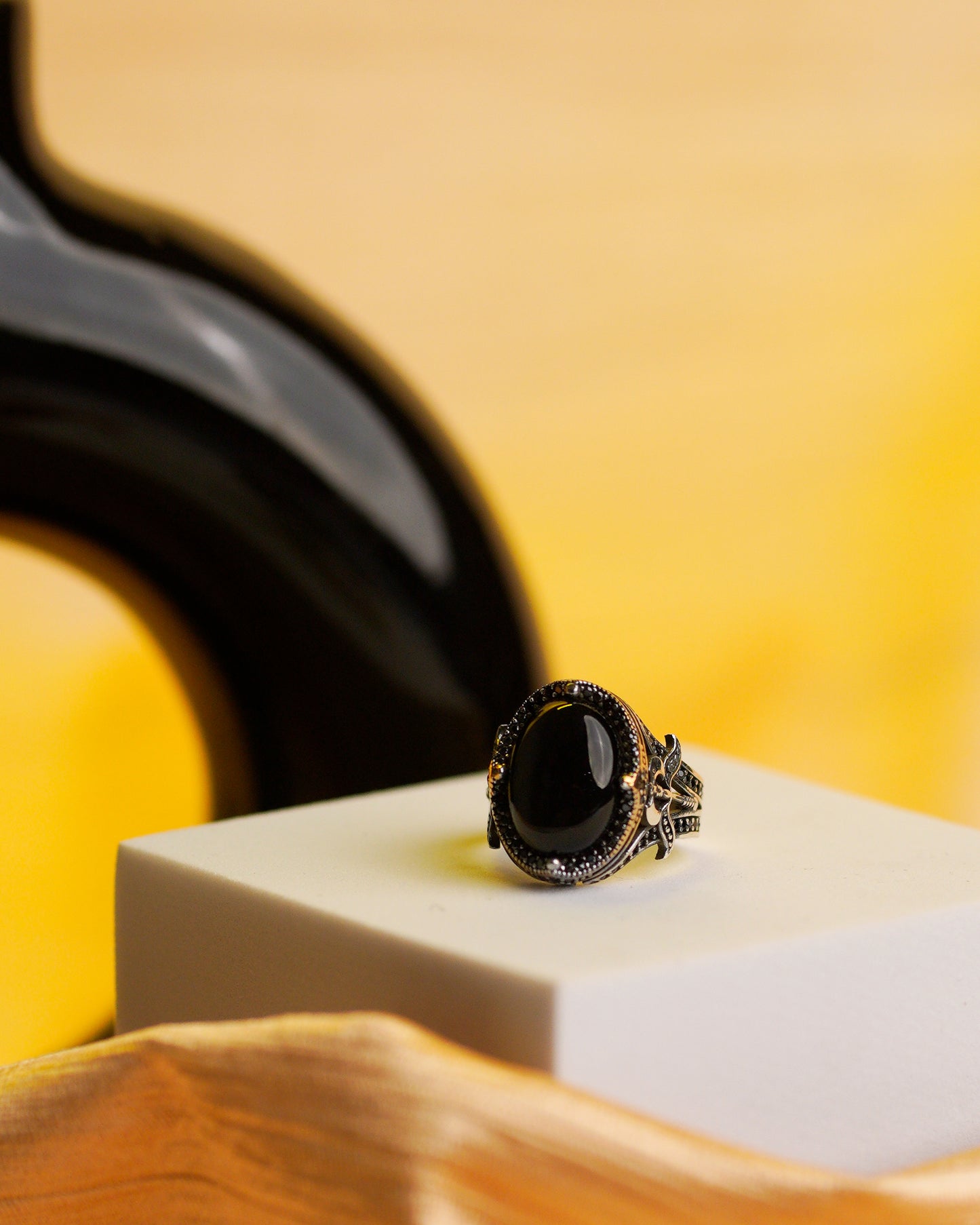 Blaze Noir Ring